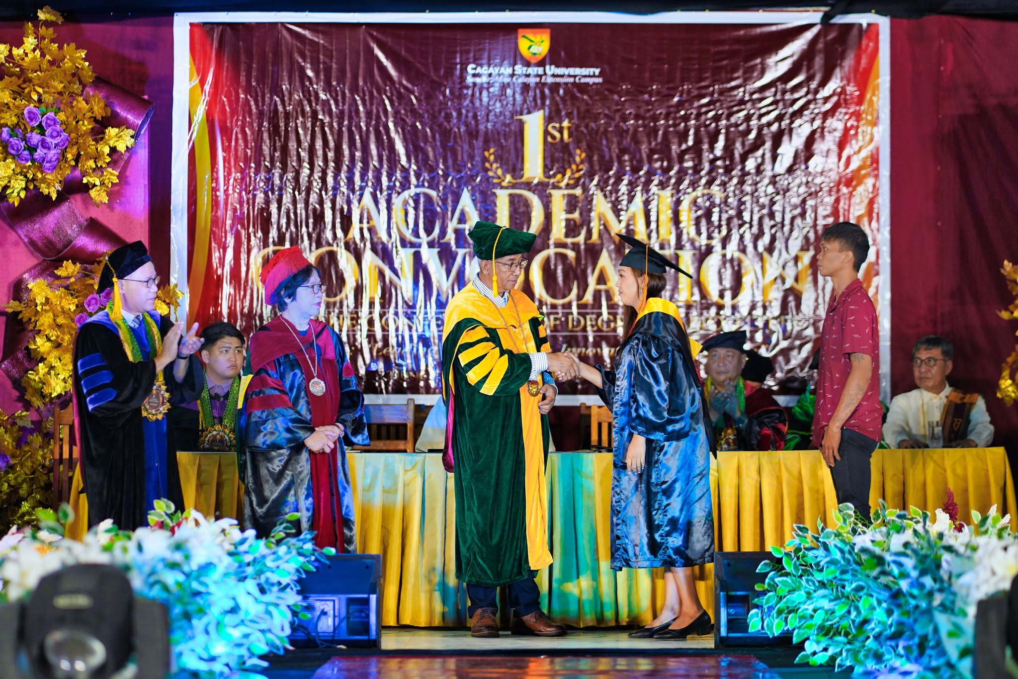 GRAD-AT-CALAYAN-PHOTOSET photo 25